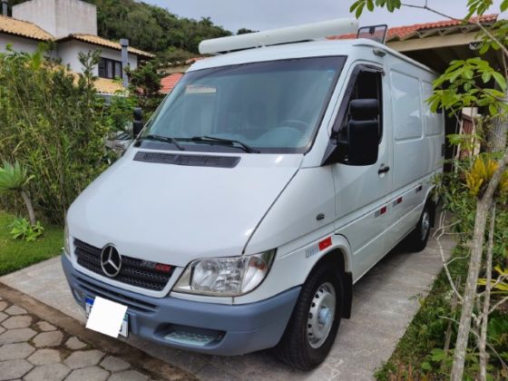 VENDE SE Motor Home Sprinter Automatizada 313 CDI 2006 MaCamp