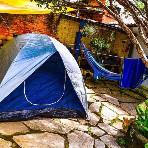 Camping Jardim Secreto Hostel