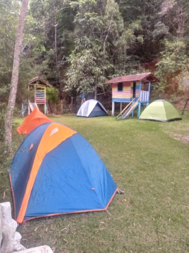 Camping Área de Lazer Castanheira