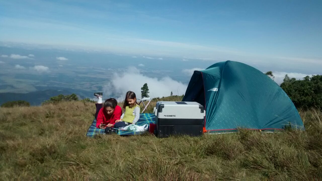 geladeira DOMETIC 12V Portátil Camping Review
