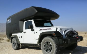 Jeep® ActionCamper: Um Mini Motor Home Invocado.