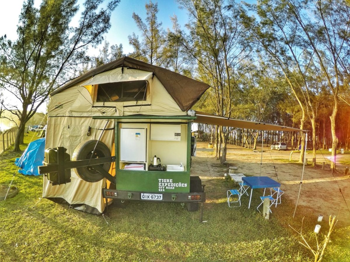 barraca-de-teto-family-com-anexo-blue-camping