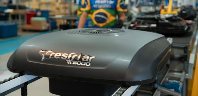 resfriar-rt-8000-e-aposta-da-loja-herois-da-estrada-em-tecnologia-nacional-e-eficiencia-energetica-para-caminhoes-e-motorhomes-macamp-6