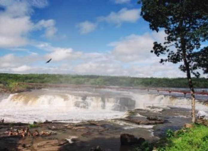 Reforma do Parque Cachoeira do Urubu Está Sendo Concluída