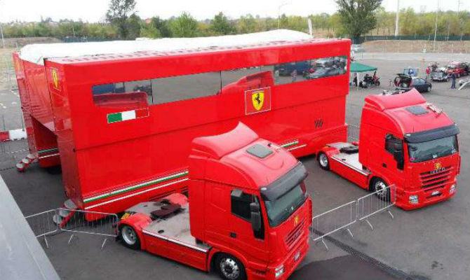 Ferrari Coloca Motorhome de Schumacher à Venda